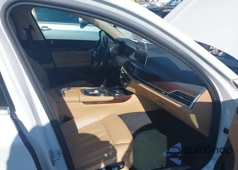 2020 BMW 745E xDrive Iperformance из США, поврежденный, VIN WBA7W4C00LCD51154